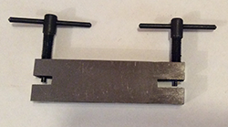 Two Hole Metal Punch 1.60mm (1/16 Inch) and 2.30mm (3/32 Inch) Round